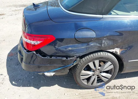 2012 Mercedes-Benz E 350 z USA, uszkodzony, nr VIN WDDKK5KF1CF162261